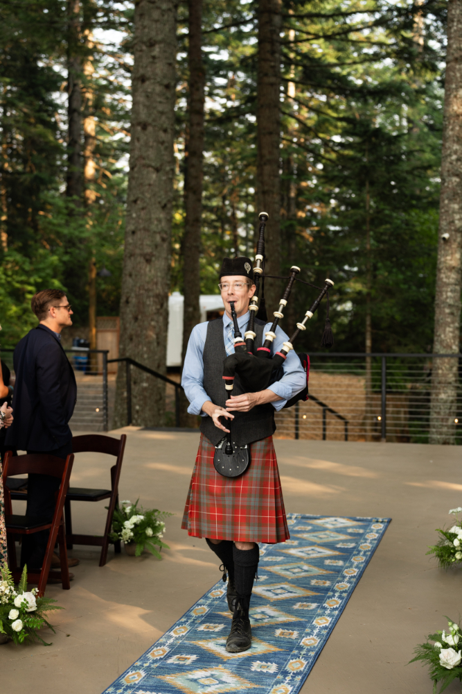 bagpipe player walking down the aisle